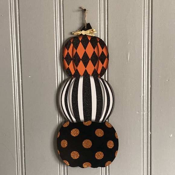 NWT 2- Beautiful Glittered Triple Stacked Wooden Pumpkin Decoration Signs - Picture 8 of 17